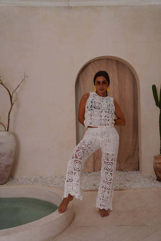 White knitted Set