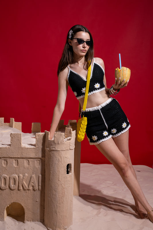 Black & white with yellow flowers cropped top short set