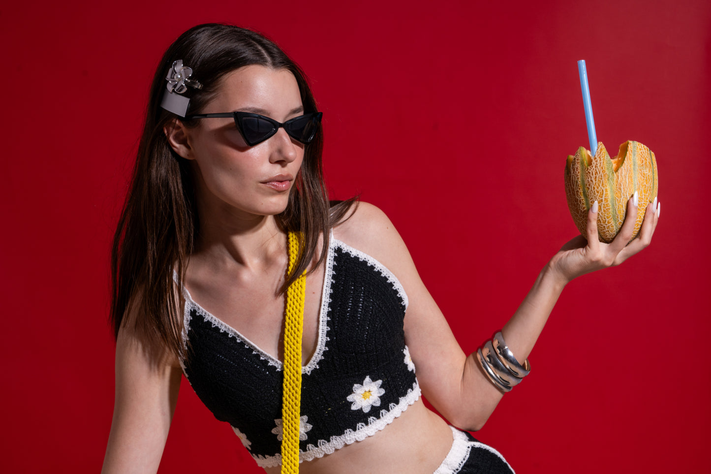 Black & white with yellow flowers cropped top short set